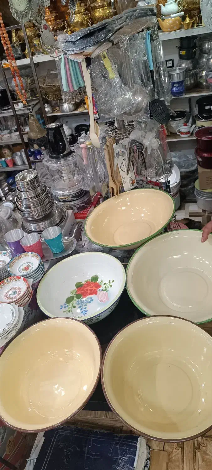 ظروف آنتیک|کلکسیون اشیاء عتیقه|مرند, |دیوار