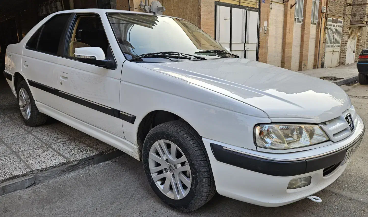 پژو پارس ۴۰۱ نیمه سفارشی گاز سیمی|خودرو سواری و وانت|مشهد, نکاح|دیوار