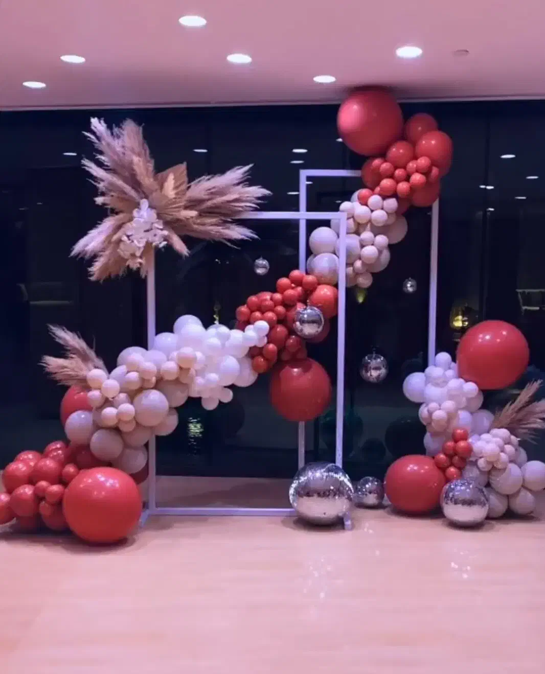 بادکنک و گل آرایی|خدمات پذیرایی، مراسم|مشهد, جاهد شهر|دیوار