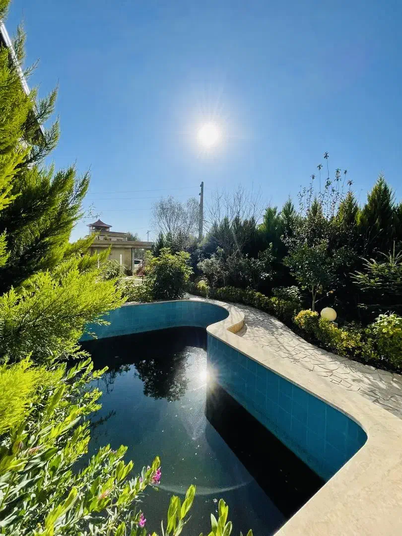 ویلاباغ اصیل/مستقل/با سند کامل/استخردار/فوقالعاده|فروش خانه و ویلا|چمستان, |دیوار