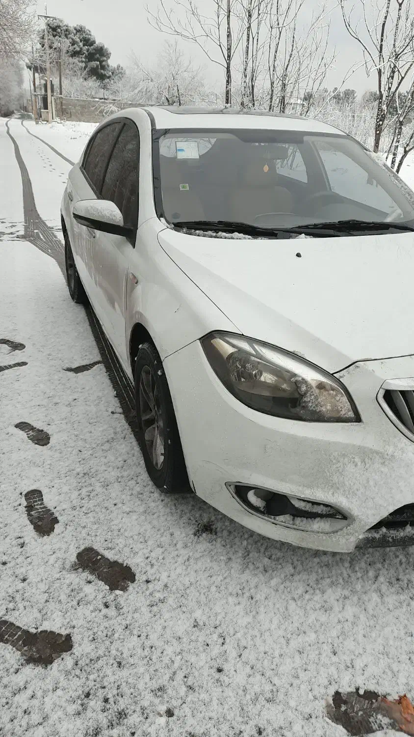 برلیانس ۳۲۰ دنده|خودرو سواری و وانت|فردیس, خیام غربی|دیوار