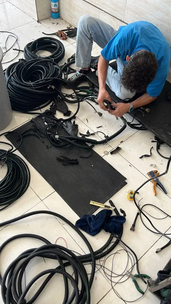 امداد خودرو 24 ساعته با سابقه|خدمات موتور و ماشین|قزوین, |دیوار