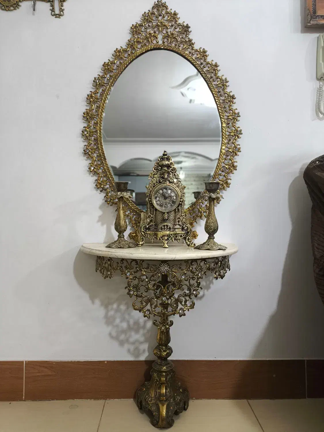 آینه کنسول برنجی|مبلمان خانگی و میز عسلی|بروجرد, |دیوار