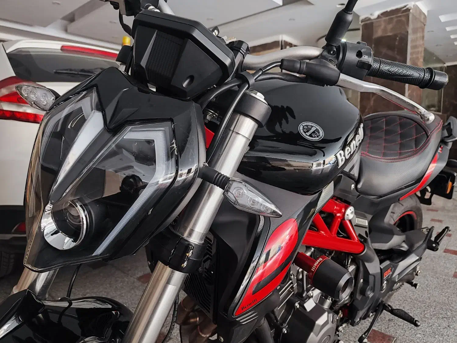 بنلی ۳۰۰ دو سیلندر|موتورسیکلت|تهران, مشیریه|دیوار