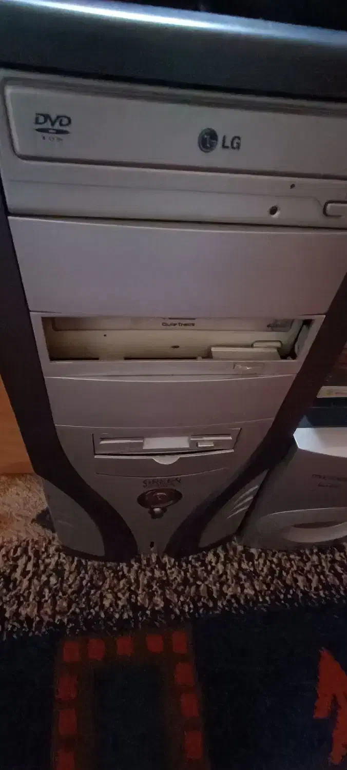 فروش کامپیوار، کیس، مانیتور 15، کیبرد و موس|رایانه رومیزی|تهران, آبشار تهران (دریاچه)|دیوار