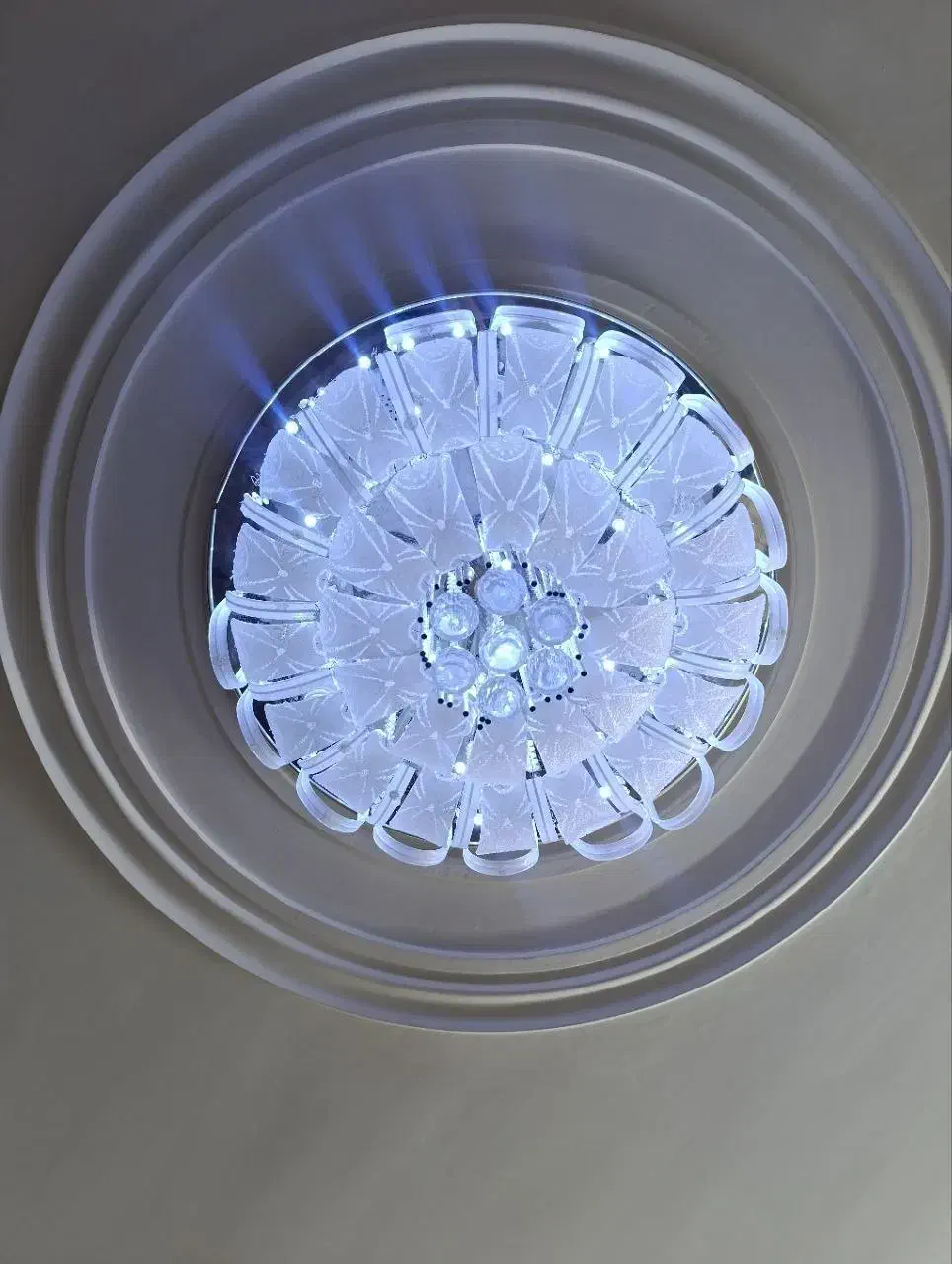 لوستر|لوستر و چراغ آویز|سمنان, |دیوار