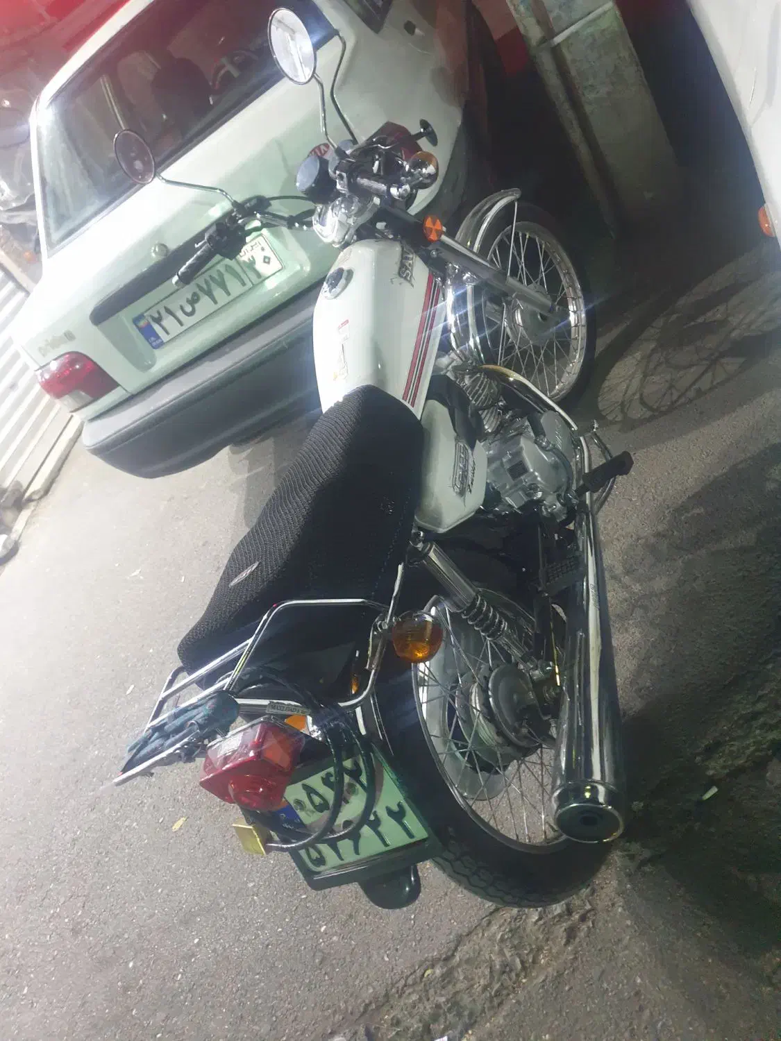 هندا چراغ گرد سفید مدل ۱۴۰۲|موتورسیکلت|بروجرد, |دیوار