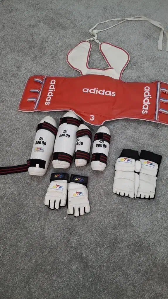 وسایل تکواندو|تجهیزات ورزشی|برازجان, |دیوار