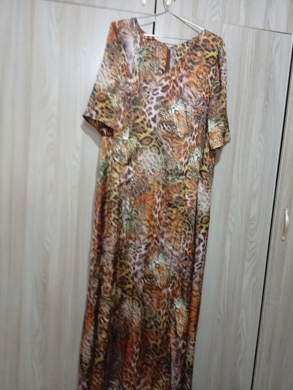 ماکسی مجلسی|لباس|شیراز, قدوسی شرقی|دیوار