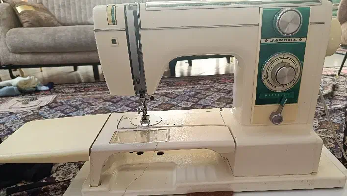 چرخ خیاطی ژانومه 813|چرخ خیاطی و ریسندگی|زنجان, |دیوار