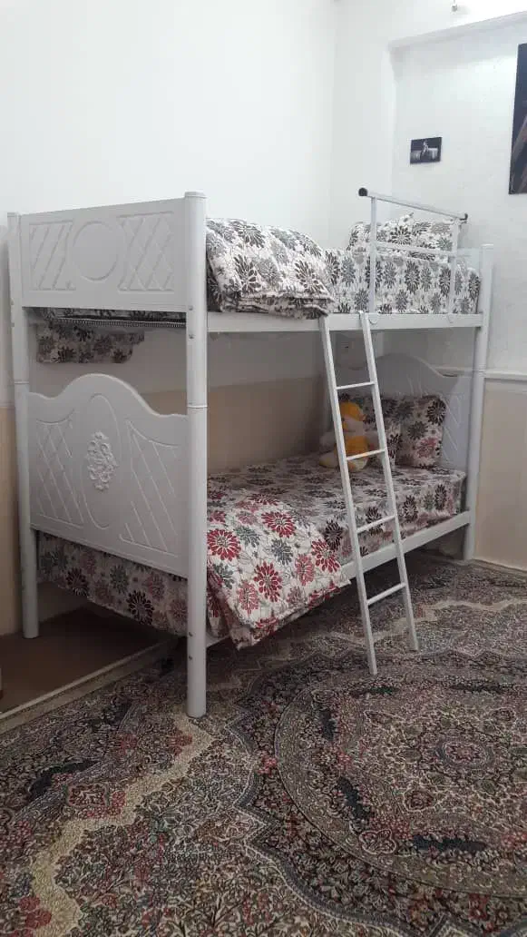 تخت خواب فقط روزی 50 هزار تومن|تخت و سرویس خواب|یزد, |دیوار