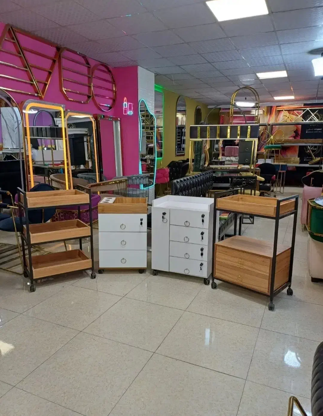 ترولی ایکیا/تخت اپیلاسیون مدل چمدانی/دستگاه بخور|آرایشگاه و سالنهای زیبایی|قروه, |دیوار