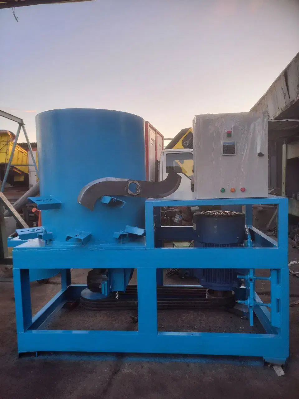 کندور و سنگین کن|ماشین‌آلات صنعتی|ری, امین آباد|دیوار