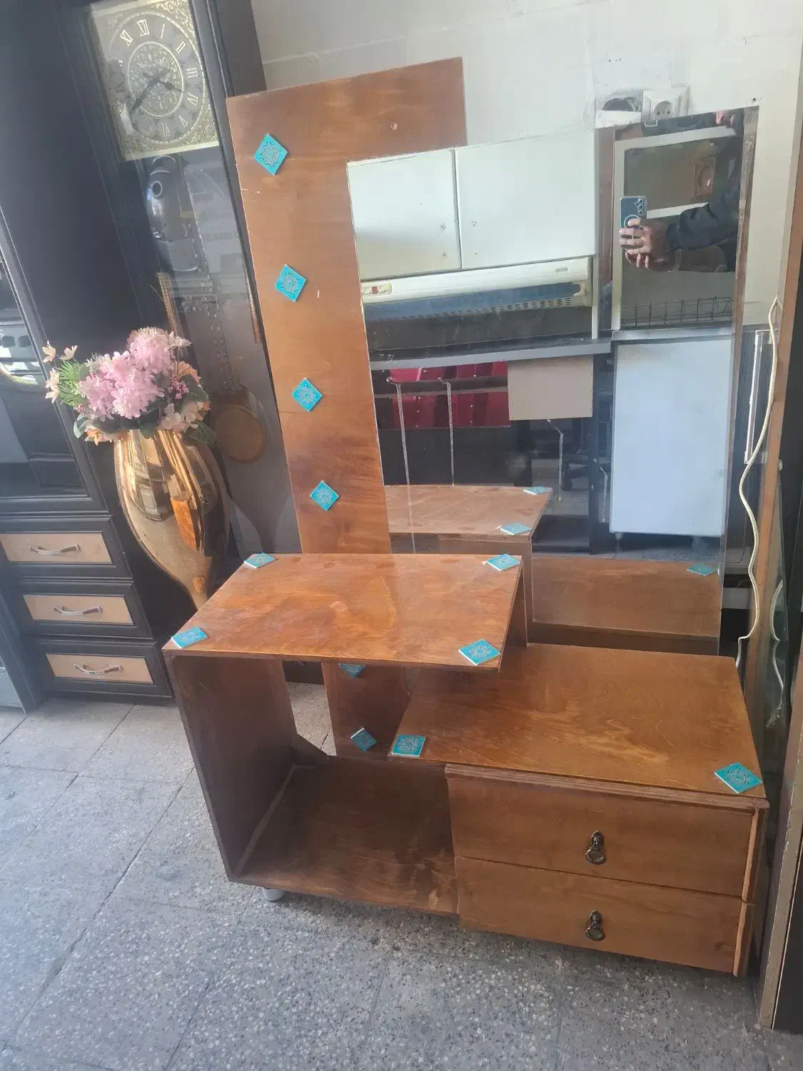 فروش کمد آرایش زیبا کم کار چوب محکم|جاکفشی، کمد، دراور|بوکان, |دیوار