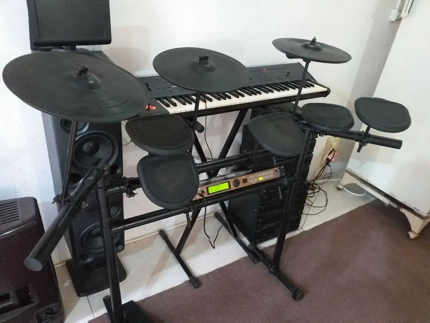 وی درام‌آلسیس ALESIS  DM5 اصل|درام و پرکاشن|لاهیجان, بازکیاگوراب|دیوار