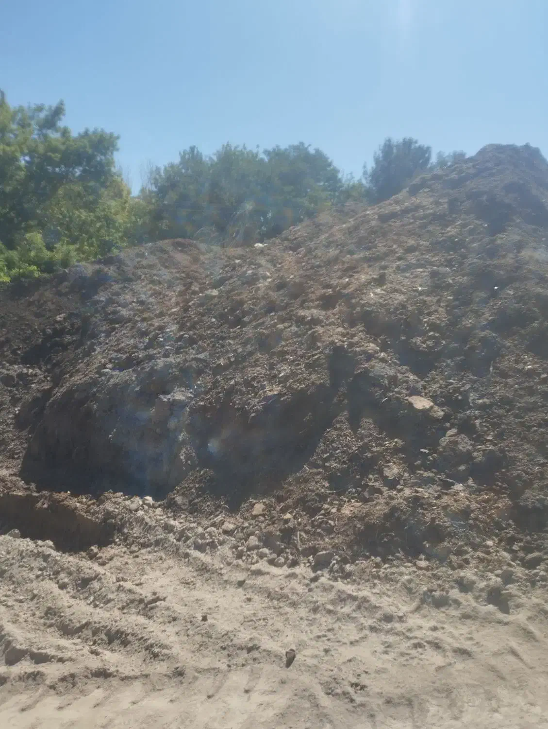 کود سوخته خاک باغچه کیفیت|خدمات باغبانی و درختکاری|مشهد, توس (بلوار توس)|دیوار