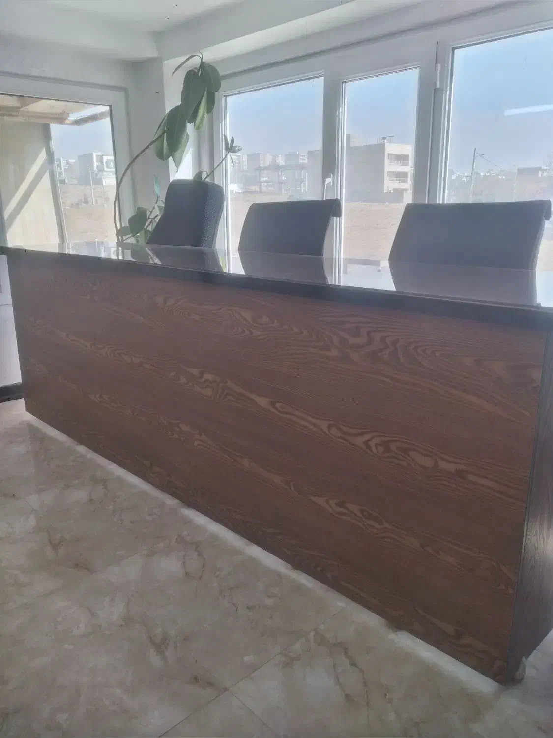 میز ام دی اف|دفتر کار|هشتگرد, فاز ۲ مهستان|دیوار