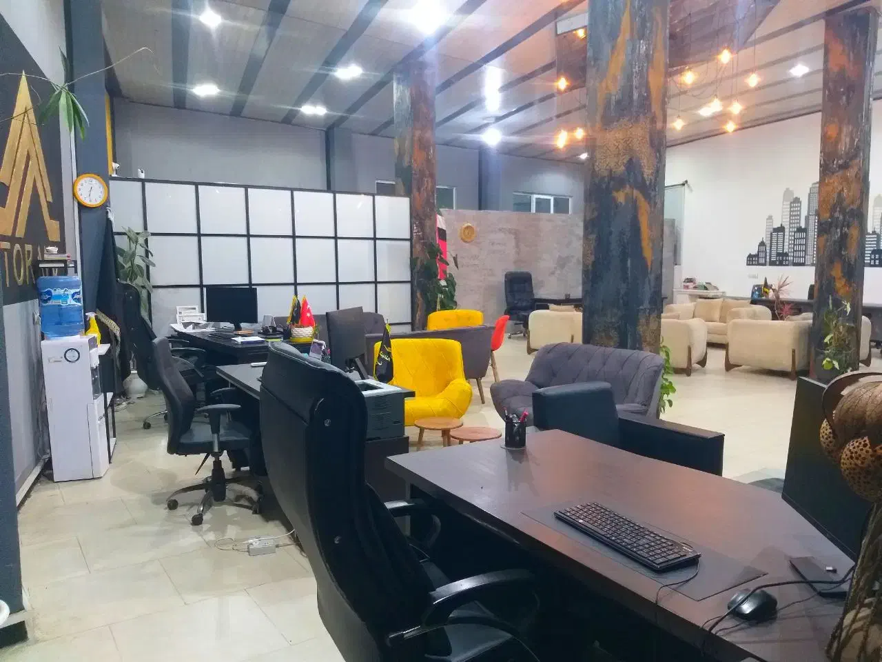 استخدام منشی مسلط به کامپیوتر در هلدینگ ترنج|استخدام اداری و مدیریت|سرخرود, |دیوار