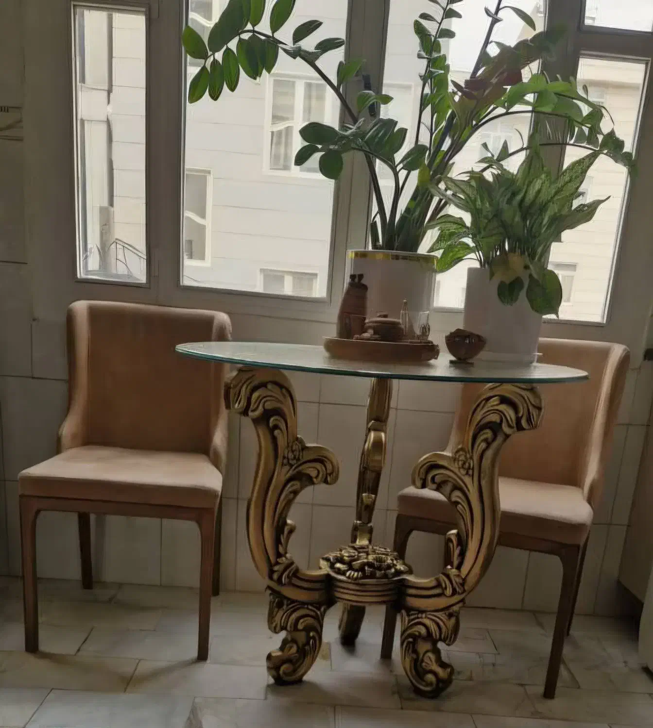 ۲ عدد صندلی  .میز منبت کاری شده .ورق طلا اصل|میز و صندلی غذاخوری|تهران, دهقان|دیوار