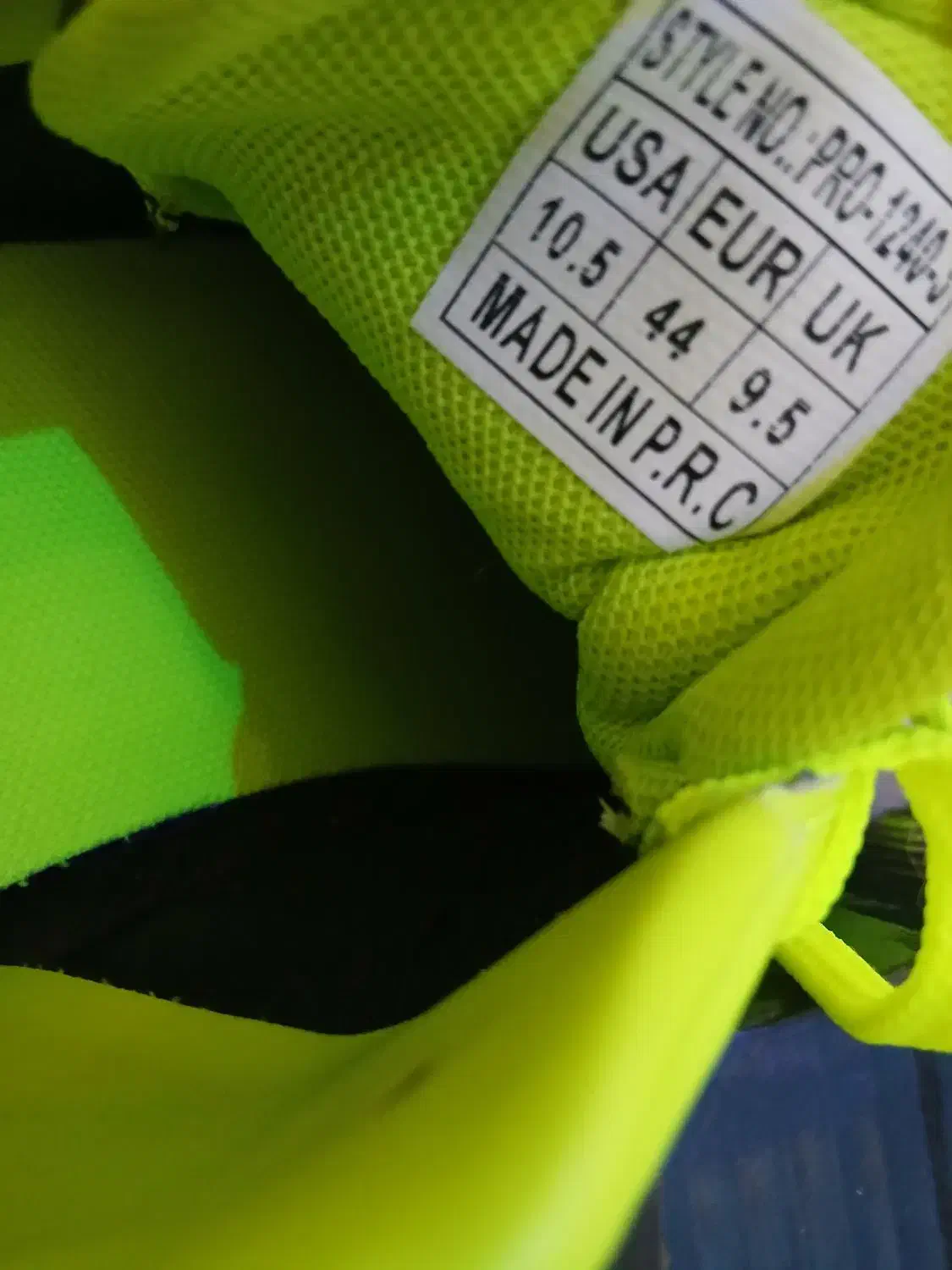 کفش ورزشی|کیف، کفش، کمربند|اهواز, کوی مهدیس|دیوار