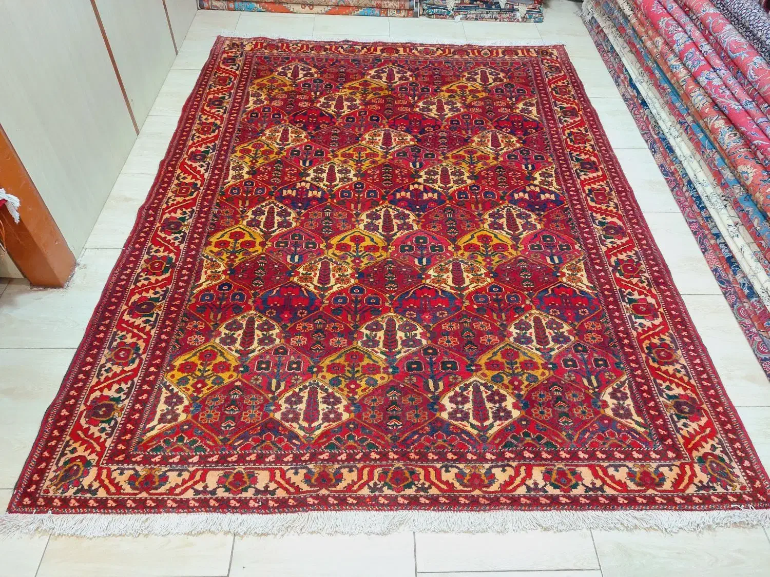 فرش دستباف ۷متری بختیار ،تخفیف ۲۰درصدی بلک فرایدی|فرش|تهران, بازار|دیوار