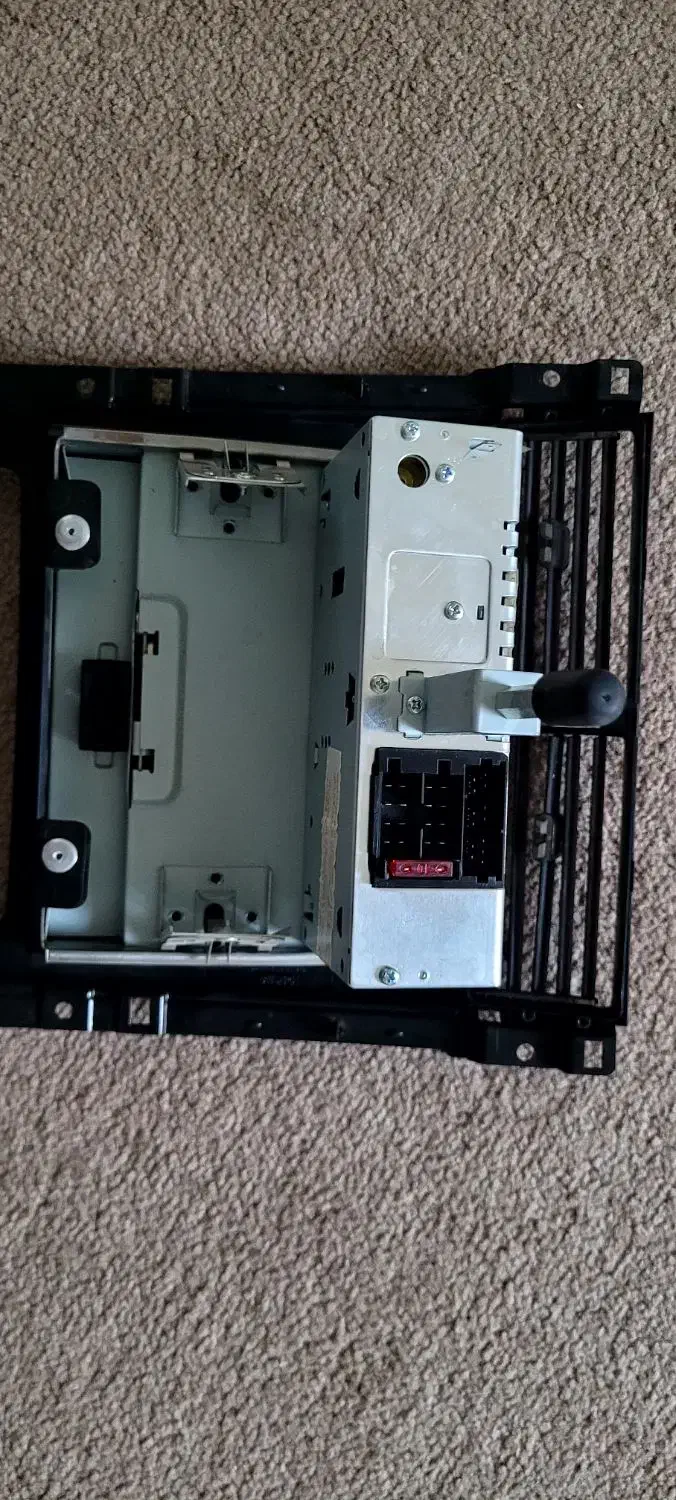 ظبت و باند فابریک پارس|قطعات یدکی و لوازم جانبی|شاهینشهر, نظامی|دیوار