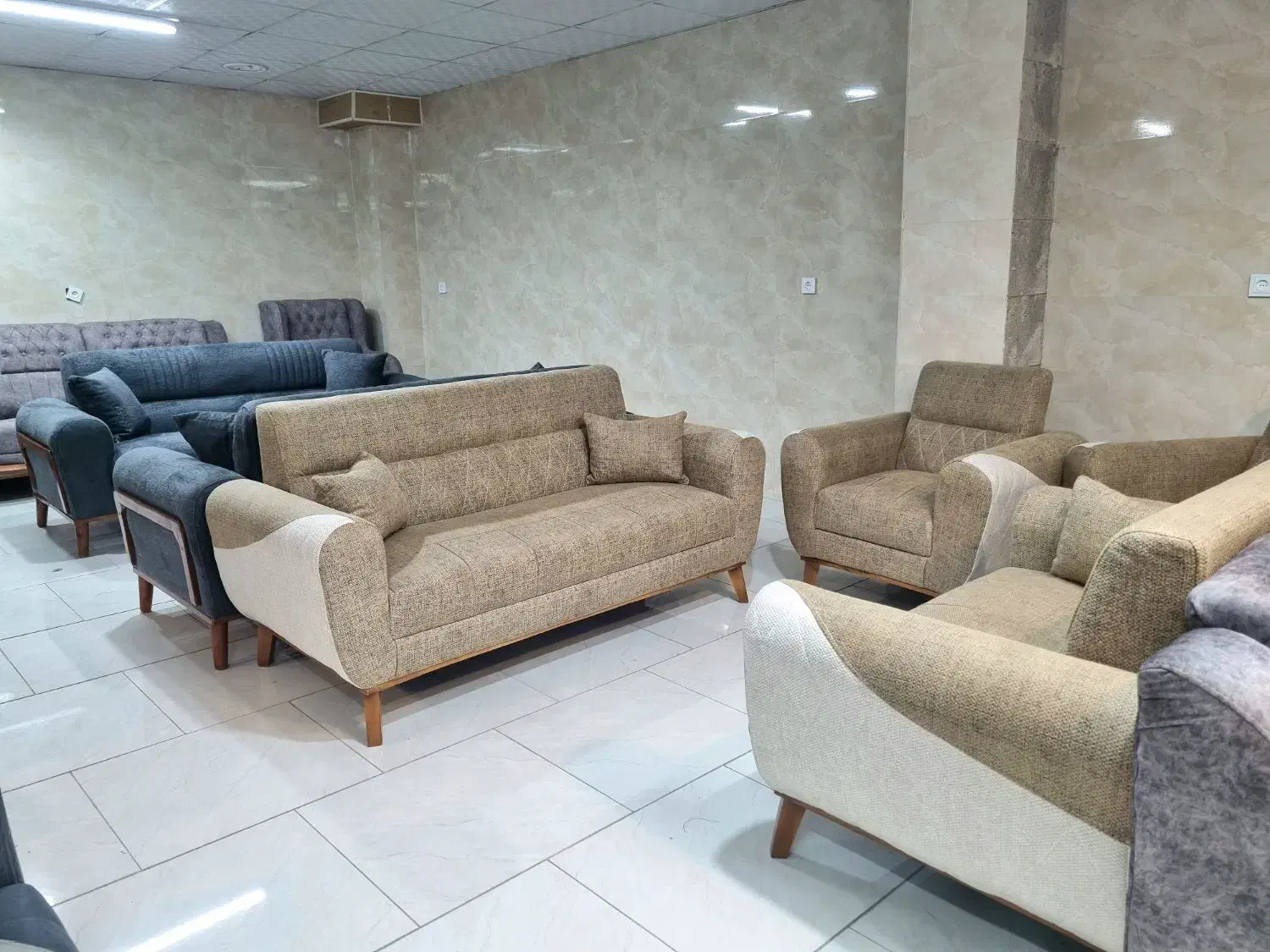 مبل 7نفره ژینو|مبلمان خانگی و میز عسلی|یزد, |دیوار