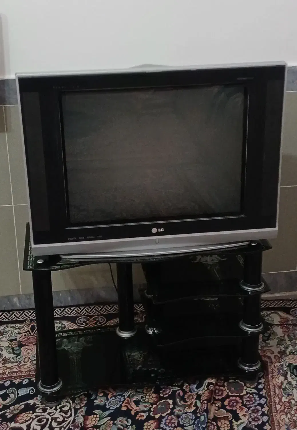 تلویزون و زیر تلویزیون|تلویزیون و پروژکتور|ایلام, |دیوار