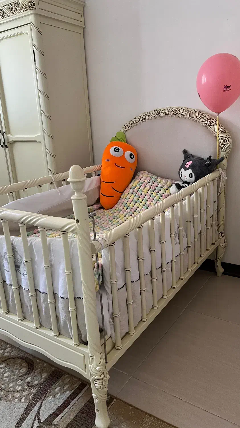 تخت کودک|تخت و صندلی بچه|محلات, |دیوار