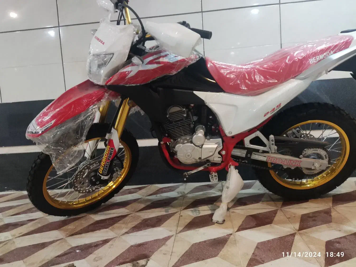 تریل برمودا 250 کراس|موتورسیکلت|شیراز, زرهی|دیوار