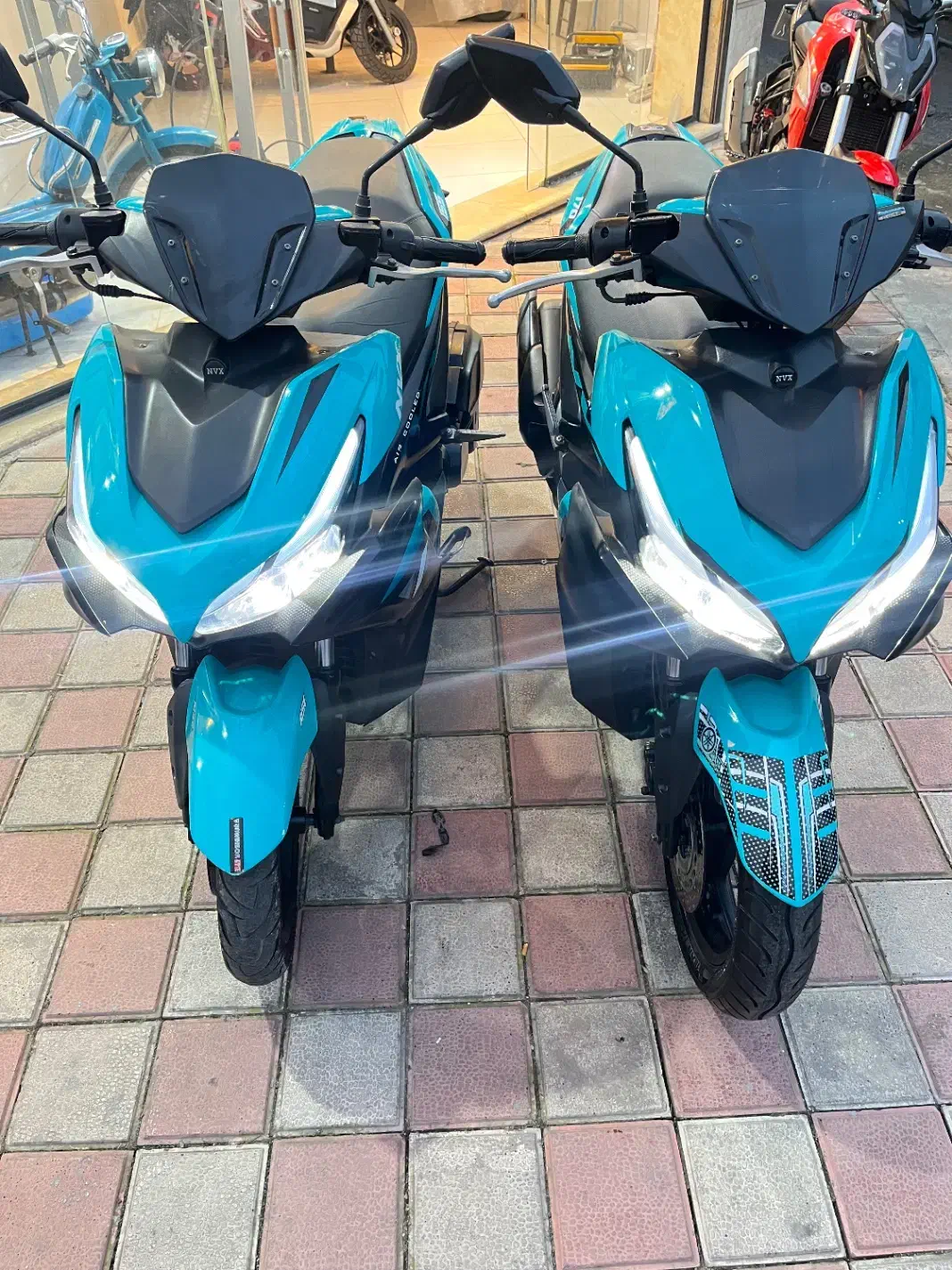 آیروکس مدل۴۰۲«شرایطی»|موتورسیکلت|رشت, یخسازی|دیوار