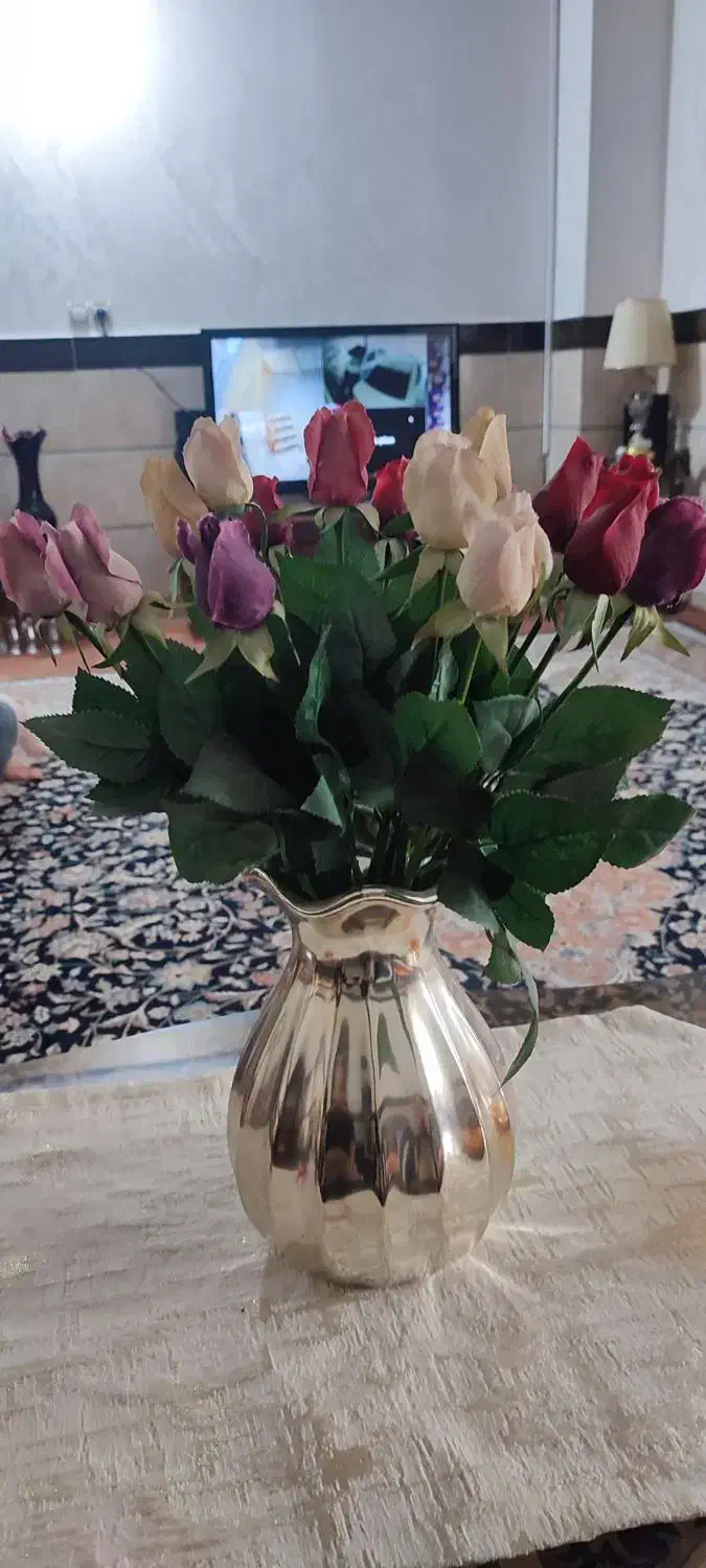 گلدان با گل|صنایع دستی و سایر لوازم تزئینی|ملایر, |دیوار