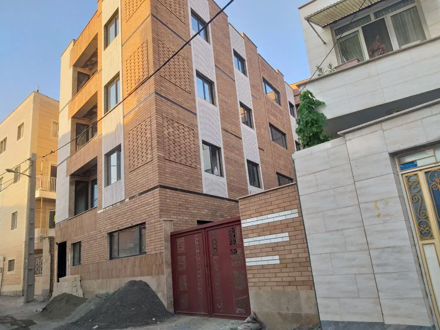 واحد نوساز مرکز شهر ولیعهد|فروش آپارتمان|سنندج, |دیوار