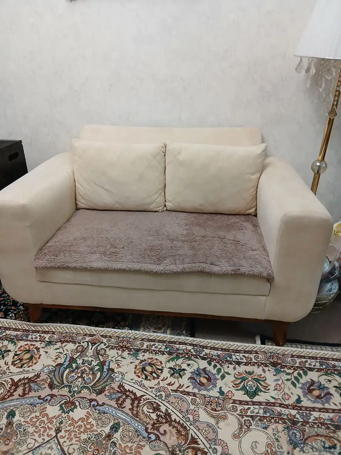 نیم ست راحتی|مبلمان خانگی و میز عسلی|اردبیل, |دیوار