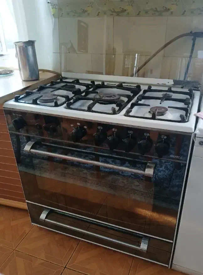 فر گاز سالم و ساعت ایستاده|اجاق گاز و لوازم برقی پخت‌وپز|کرمانشاه, |دیوار