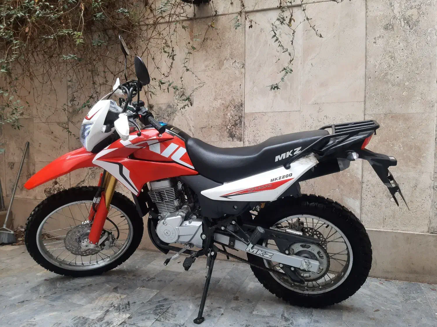 تریل ۲۰۰  mkz|موتورسیکلت|تهران, هفت حوض|دیوار