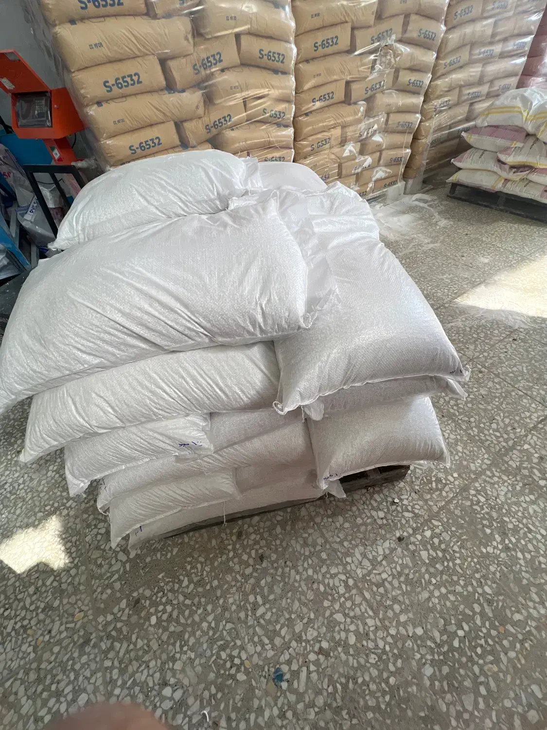 نیازمند سه کارگر ساده|استخدام سرایداری و نظافت|جعفرآباد, |دیوار