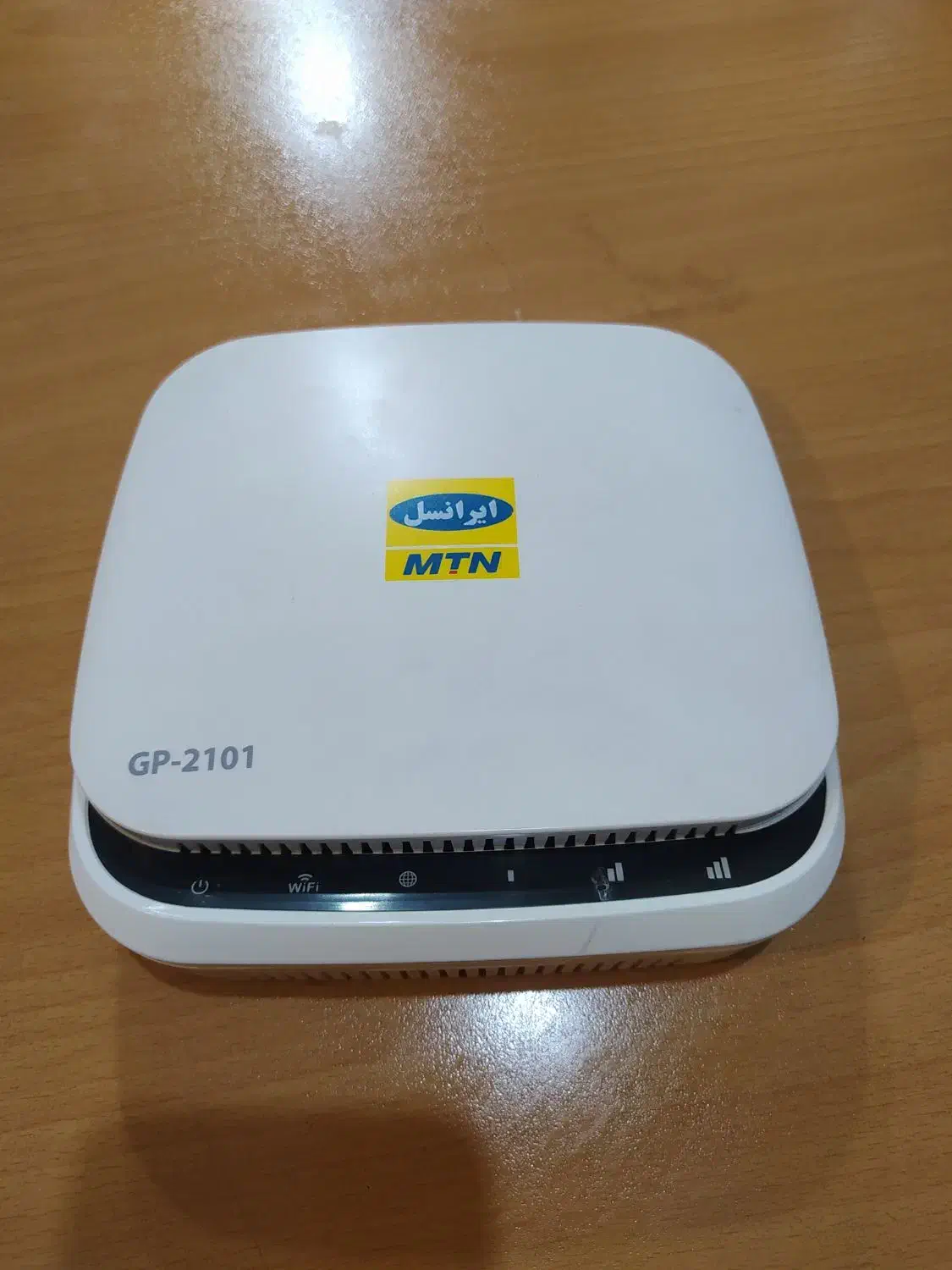 مودم بی سیم ایرانسل|مودم و تجهیزات شبکه|پردیس, فاز ۸|دیوار