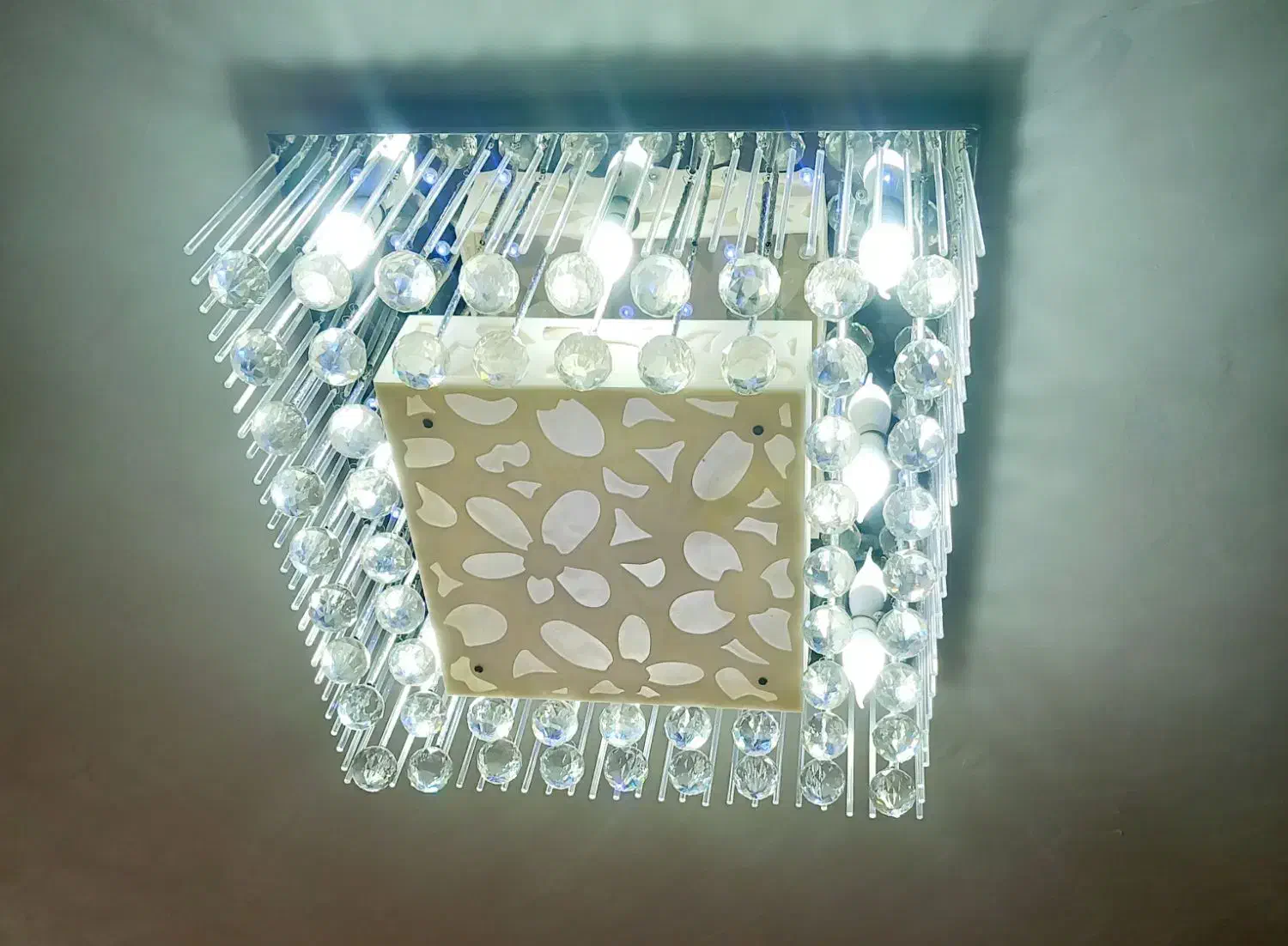 لوستر|لوستر و چراغ آویز|شاهرود, |دیوار