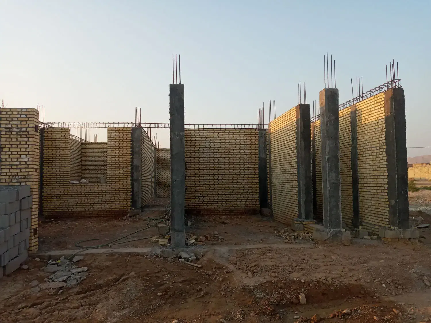 اجرای سقف و ستون و استخر|خدمات پیشه و مهارت|شوشتر, |دیوار