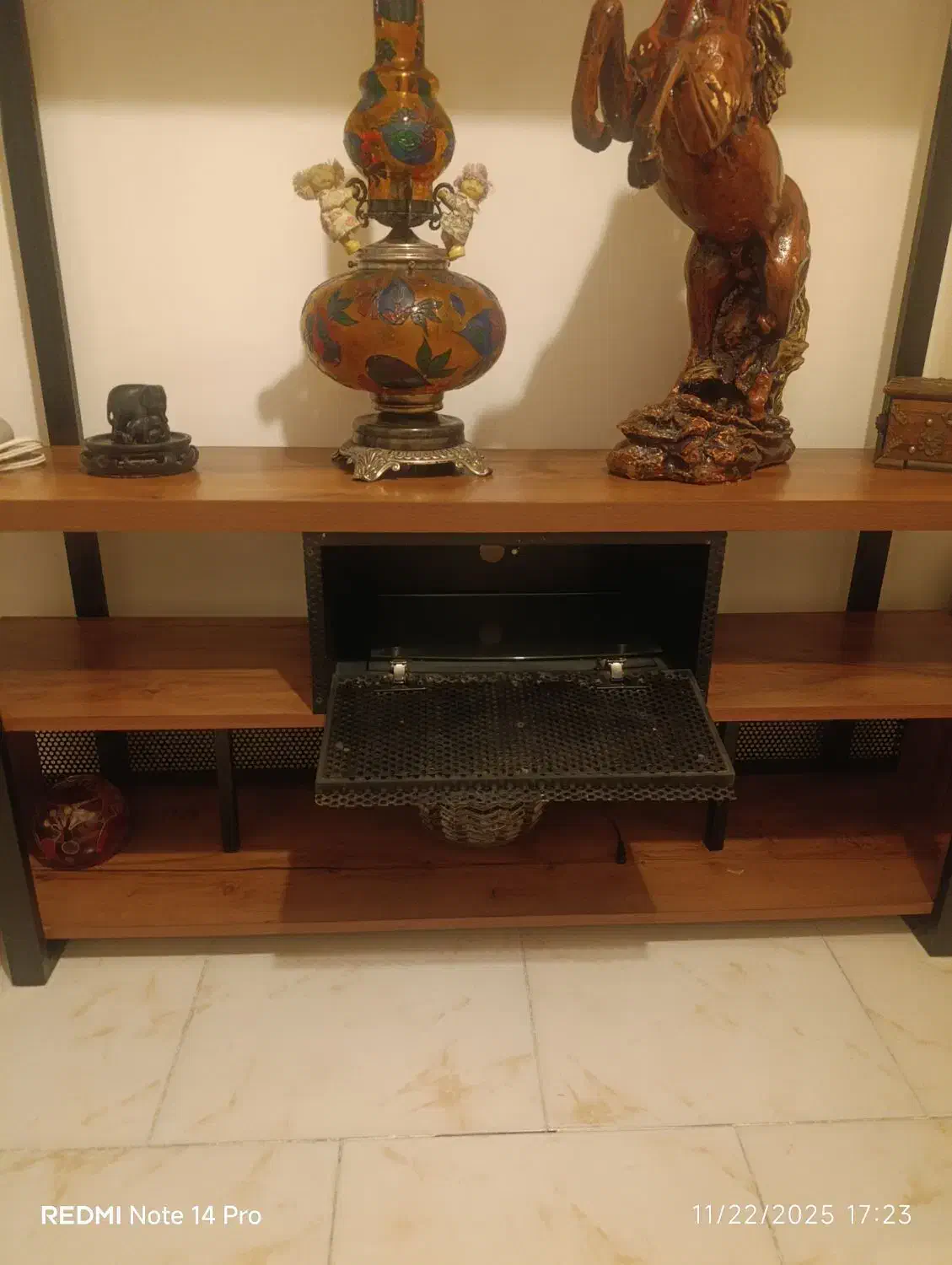 استند تلویزیون و دکور|میز تلویزیون|پردیس, فاز ۱۱|دیوار