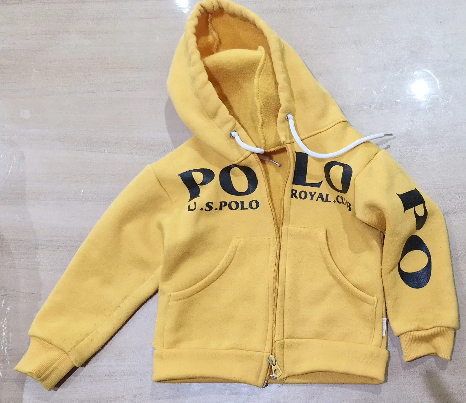 کاپشن و سویشرت مناسب ۲سال|کفش و لباس بچه|ری, دیلمان|دیوار