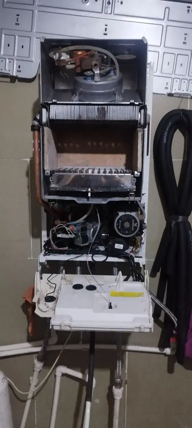 تعمیرات تخصصی پکیج . آب گرمکن .کولر گازی.|خدمات پیشه و مهارت|پاکدشت, پاکدشت (مامازند)|دیوار