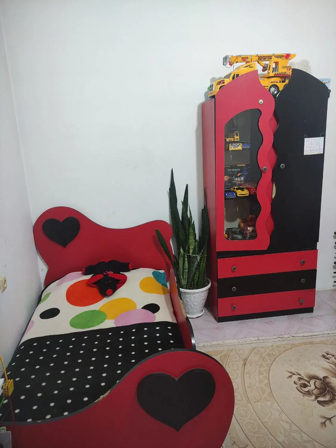 تخت و کمد کودکان|تخت و صندلی بچه|بابل, |دیوار