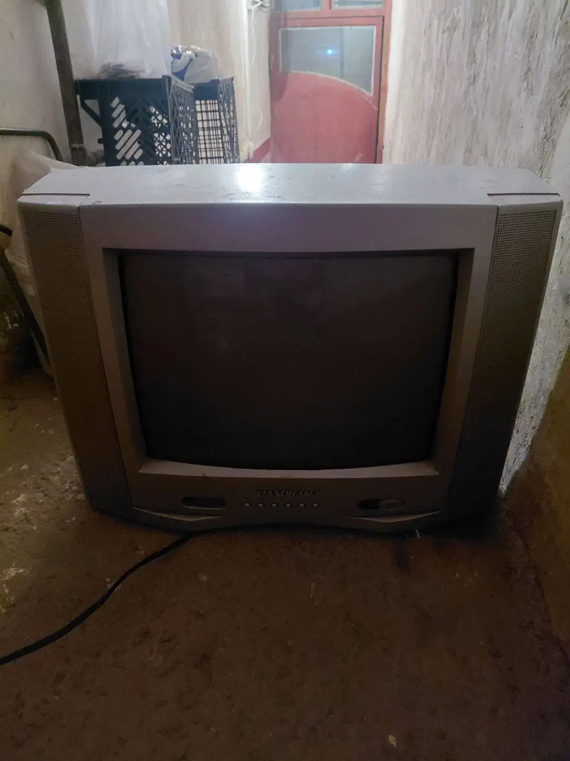 تلوزیون۱۴ اینچ|تلویزیون و پروژکتور|اردبیل, |دیوار