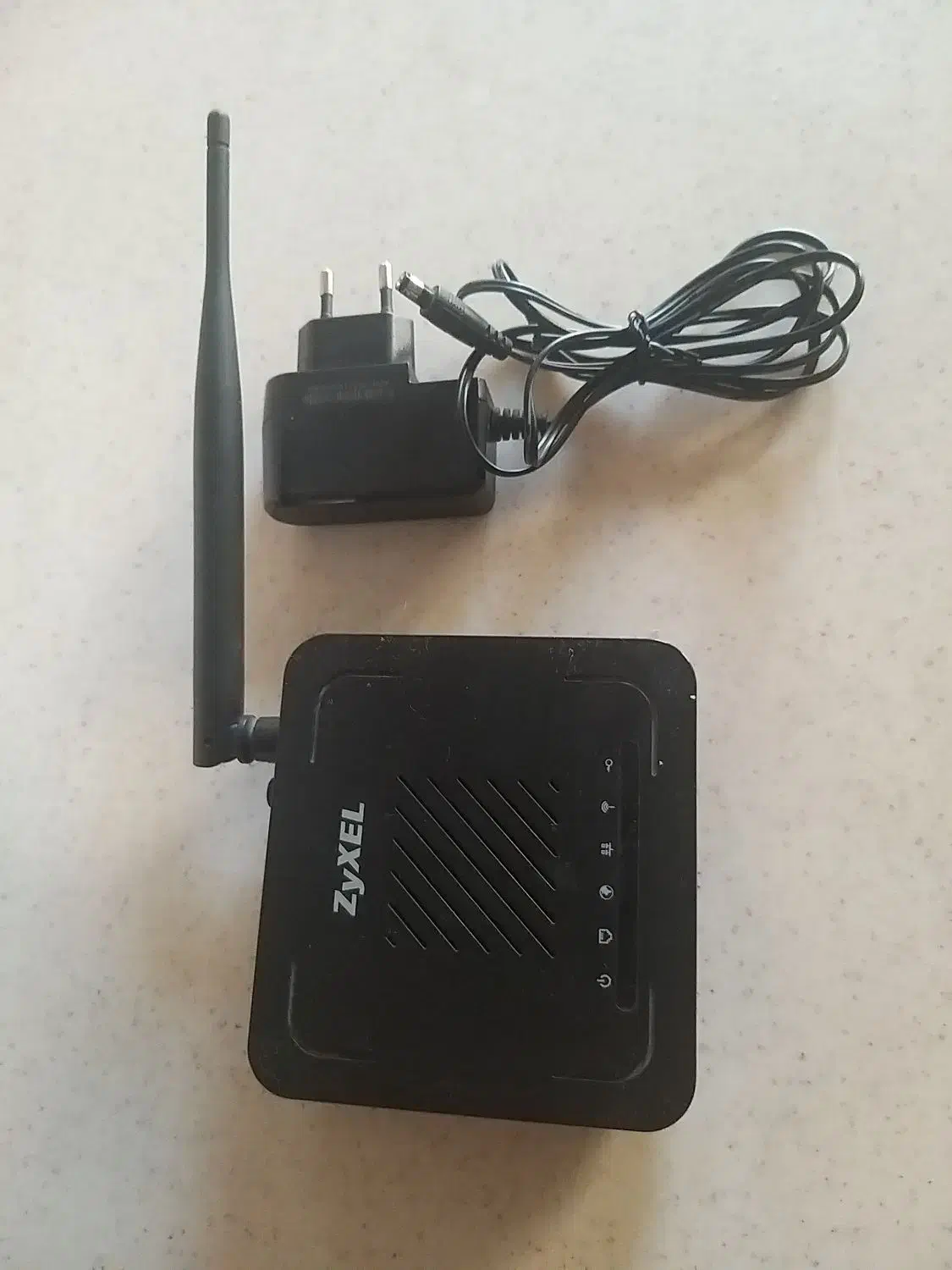 مودم اینترنت زایکسل|مودم و تجهیزات شبکه|اراک, |دیوار