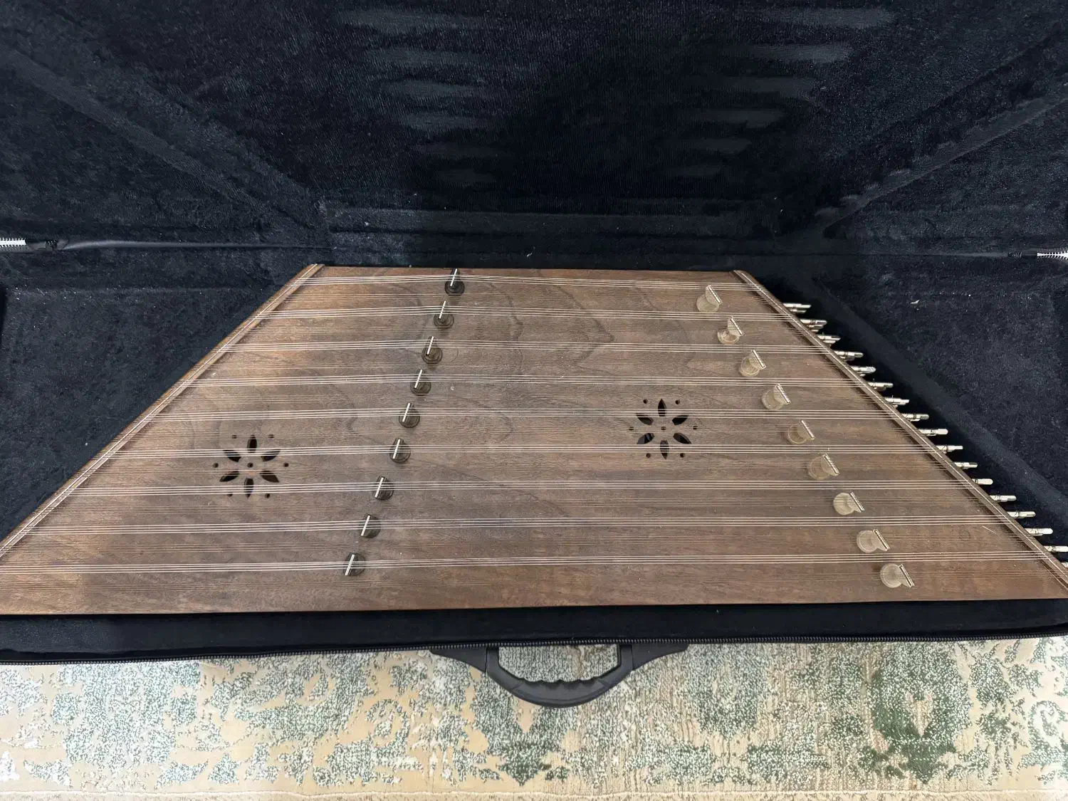 سنتور|سازهای سنتی|سمنان, |دیوار