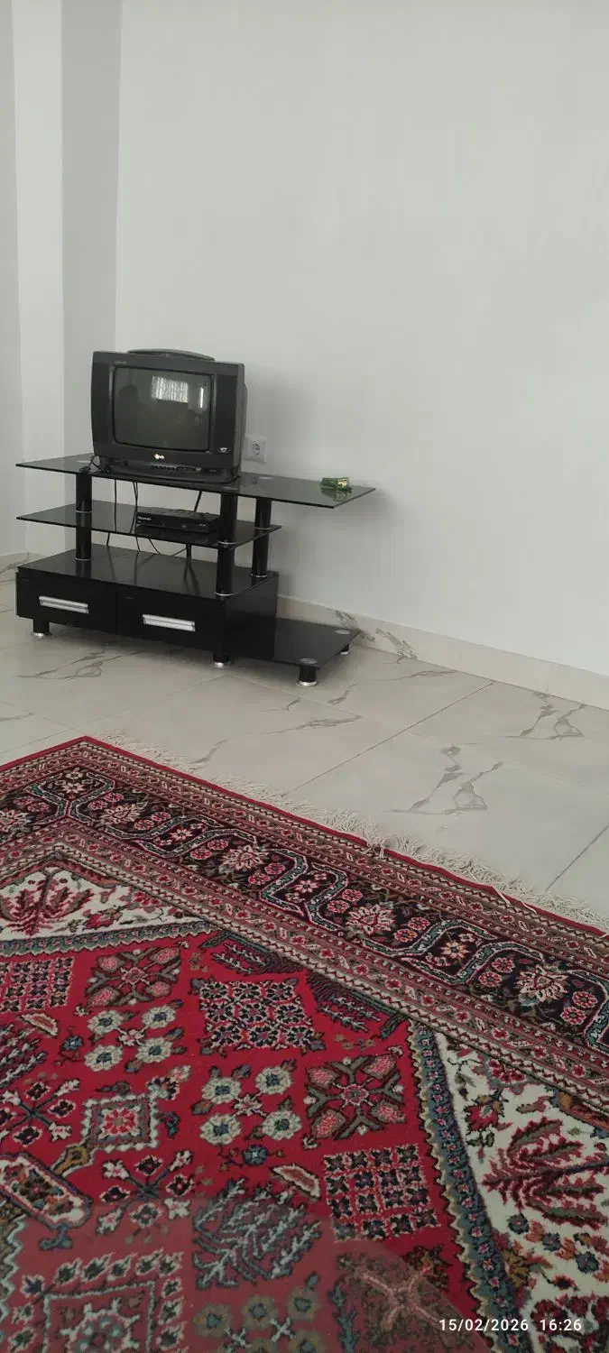 14 اینچ رنگی|تلویزیون و پروژکتور|رشت, پاره بیجار|دیوار