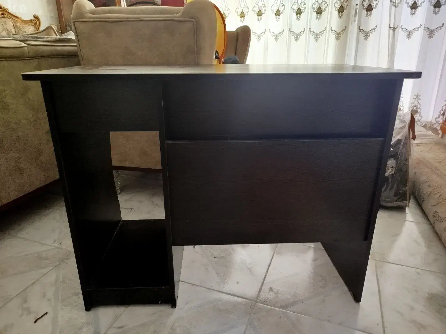 میز کامپیوتر سالم و بسیار تمیز در حدنو|میز تحریر و کامپیوتر|خمینی‌شهر, |دیوار