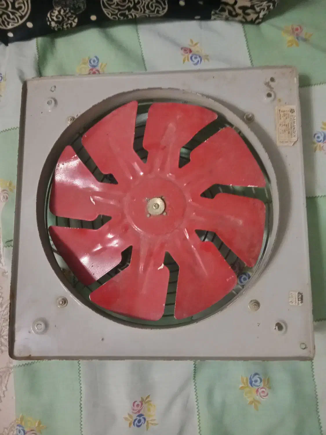 فن دمنده 40در40 بزرگ و قوی تصفیه هوا|پنکه و تصفیه‌کنندهٔ هوا|شیراز, شهدای شهرک سعدی|دیوار